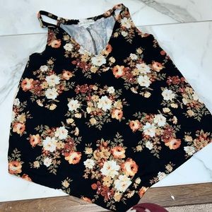 Love spell top size small